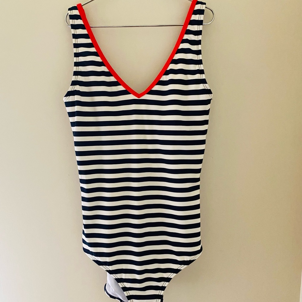 Boden womens stripe one piece swimsuit size 6 long
